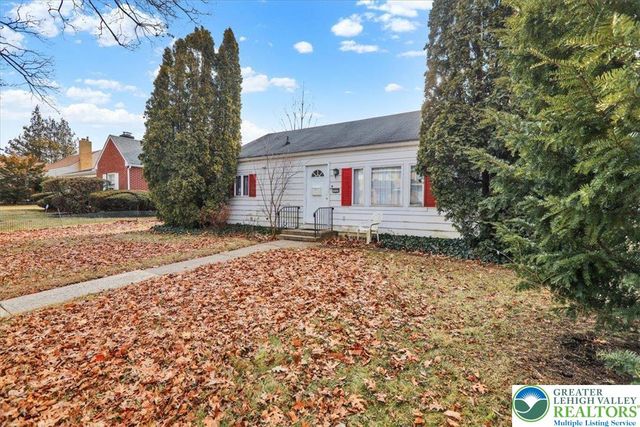 2252 West Livingston Street, Allentown City, PA 18104