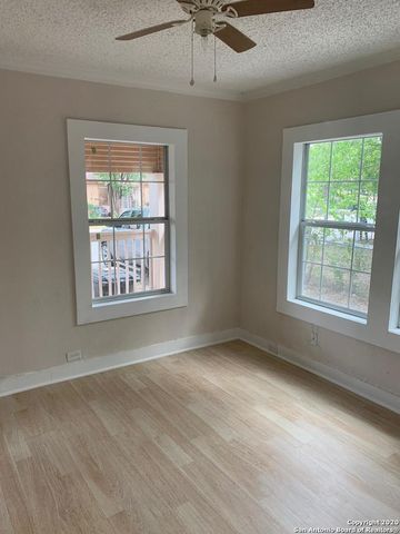 1334 CLOWER, San Antonio, TX 78201