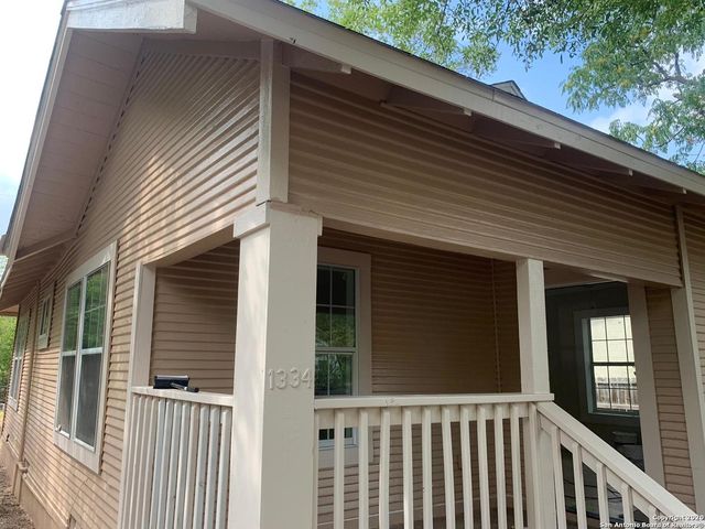 1334 CLOWER, San Antonio, TX 78201