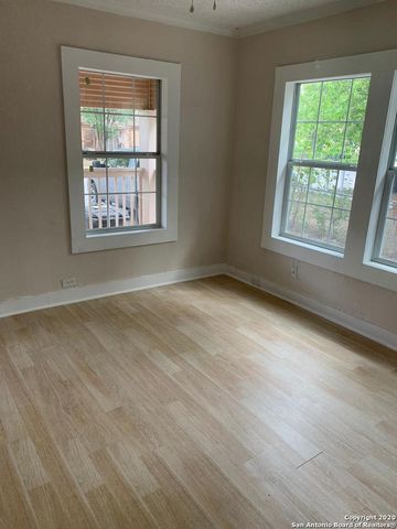 1334 CLOWER, San Antonio, TX 78201