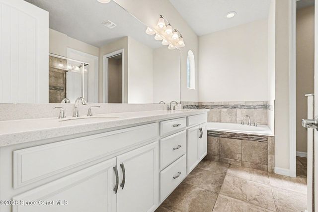 7663 Loren Cove Drive, Melbourne, FL 32940