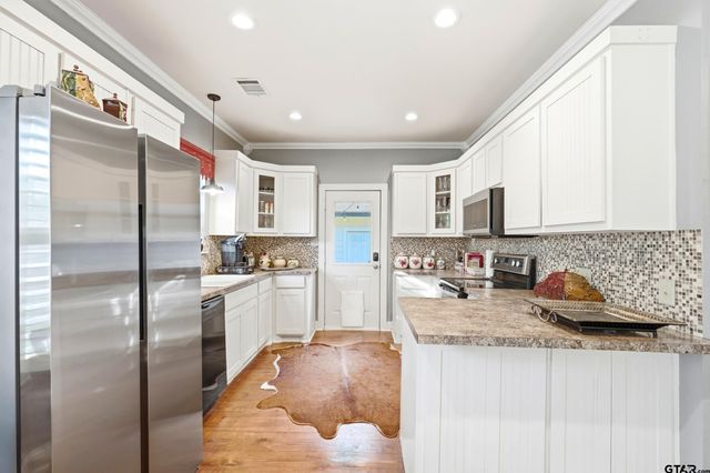 325 Quitman, Pittsburg, TX 75686