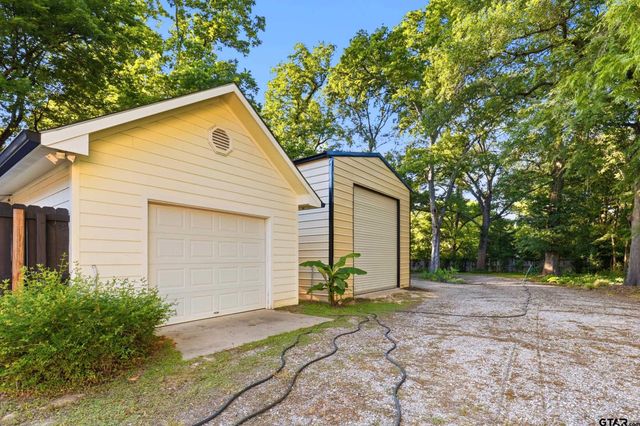 325 Quitman, Pittsburg, TX 75686