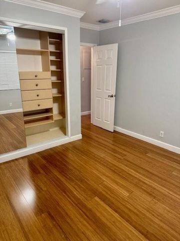 815 Middle River Dr 306, Fort Lauderdale, FL 33304