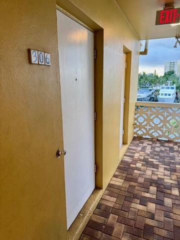 815 Middle River Dr 306, Fort Lauderdale, FL 33304