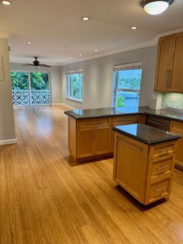 815 Middle River Dr 306, Fort Lauderdale, FL 33304