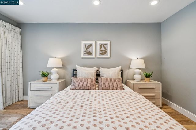 147 Amber Valley Dr, Orinda, CA 94563