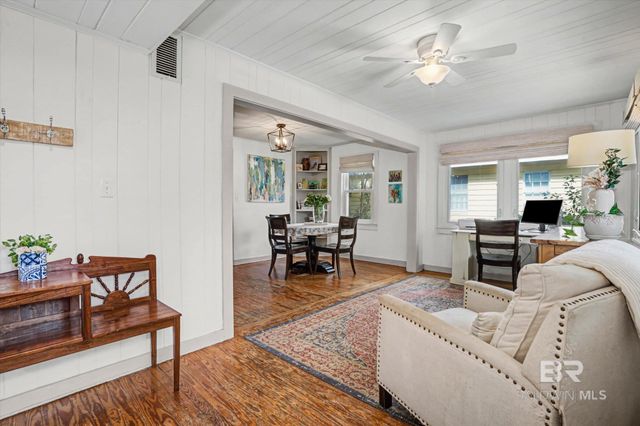 136 Florence Place, Mobile, AL 36607