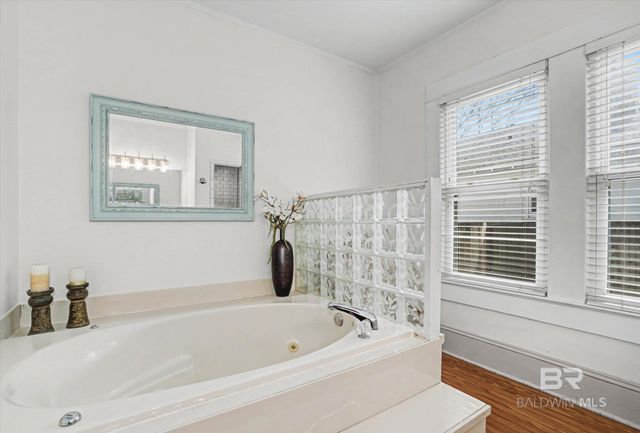 136 Florence Place, Mobile, AL 36607