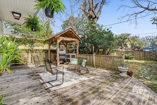 136 Florence Place, Mobile, AL 36607