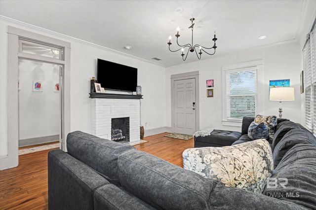 136 Florence Place, Mobile, AL 36607