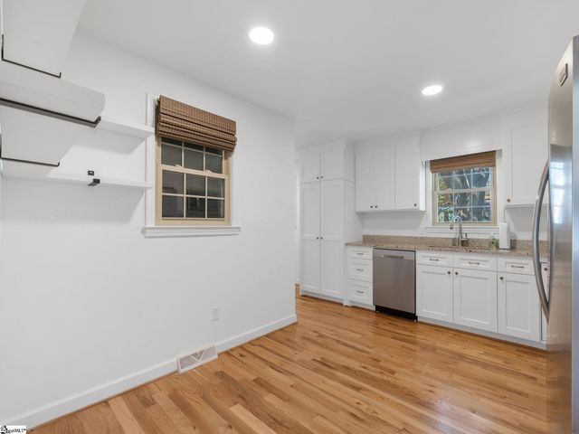 13 Elkhorn Drive, Greenville, SC 29617
