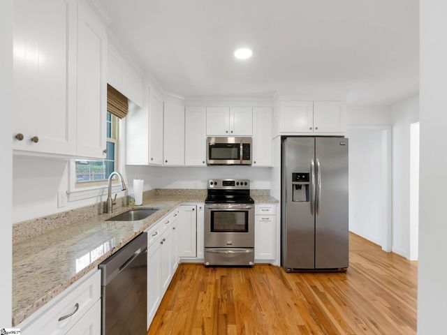 13 Elkhorn Drive, Greenville, SC 29617