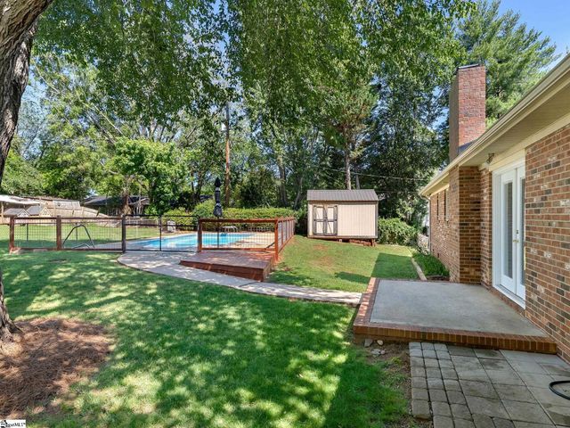 13 Elkhorn Drive, Greenville, SC 29617