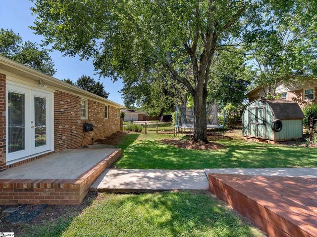 13 Elkhorn Drive, Greenville, SC 29617