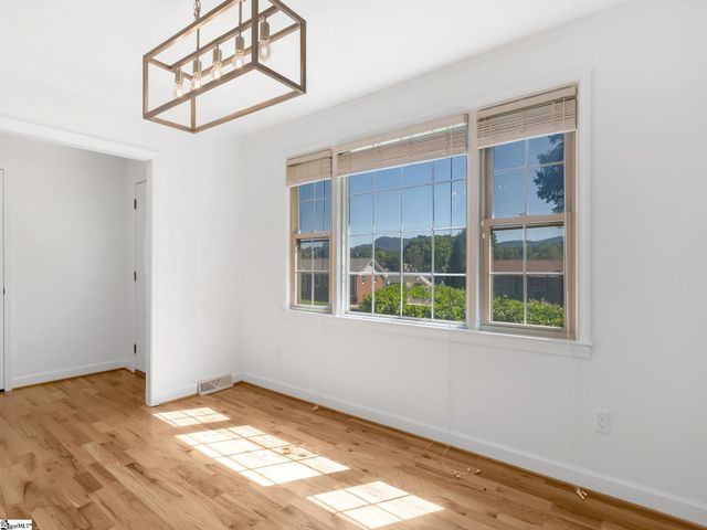 13 Elkhorn Drive, Greenville, SC 29617