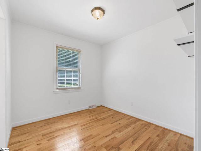 13 Elkhorn Drive, Greenville, SC 29617