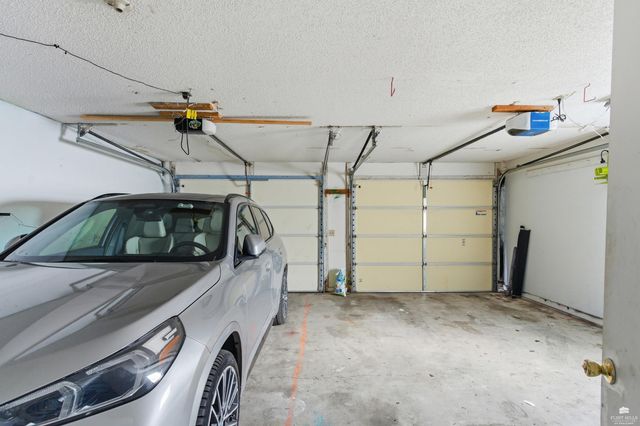 1330 Rockledge Drive, Junction City, KS 66441