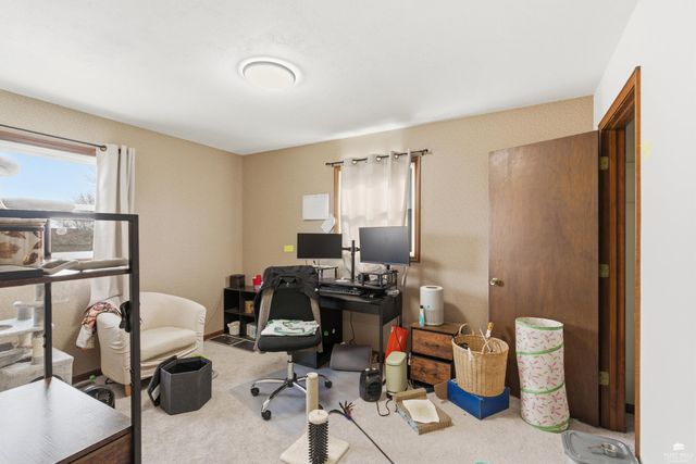 1330 Rockledge Drive, Junction City, KS 66441