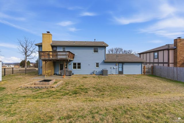 1330 Rockledge Drive, Junction City, KS 66441
