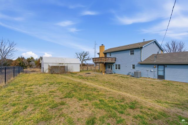 1330 Rockledge Drive, Junction City, KS 66441