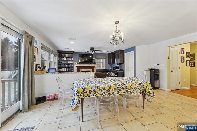 50 Highgate Terrace, Bergenfield, NJ 07621