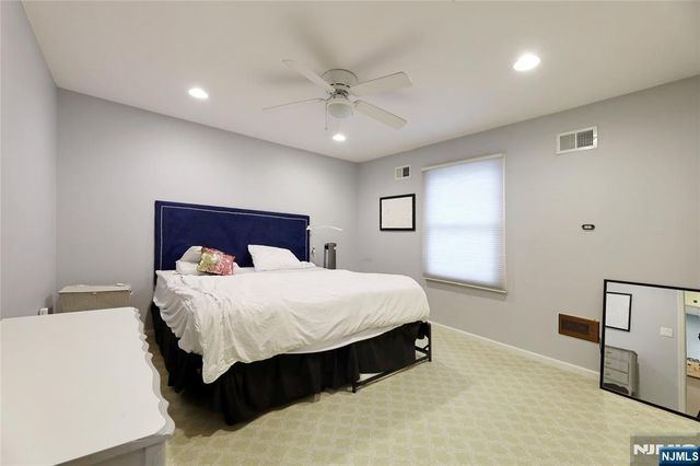 50 Highgate Terrace, Bergenfield, NJ 07621