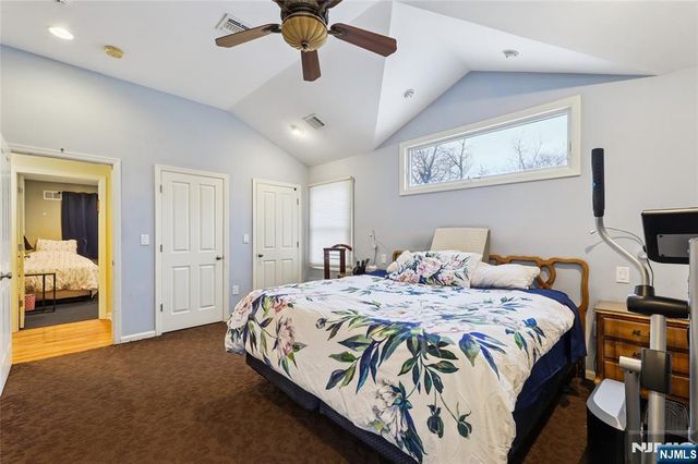 50 Highgate Terrace, Bergenfield, NJ 07621