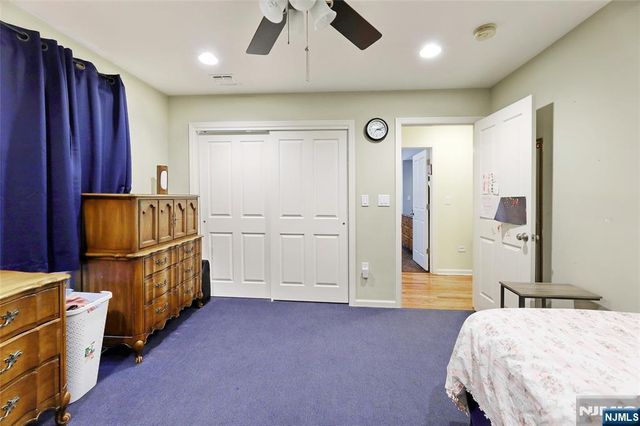 50 Highgate Terrace, Bergenfield, NJ 07621