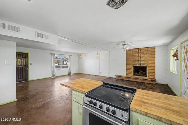 1031 W 10TH Street, Tempe, AZ 85281