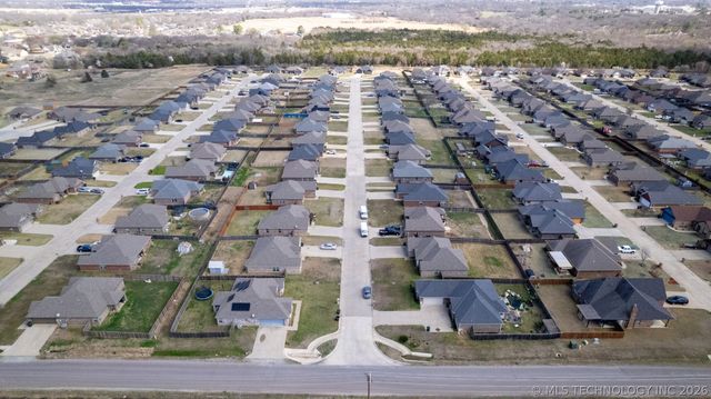 3608 Rock Bluff, Durant, OK 74701