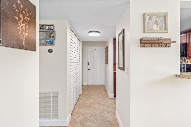 2905 SW 22nd Avenue 1080, Delray Beach, FL 33445