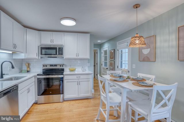 81 LAKE AVE, Rehoboth Beach, DE 19971