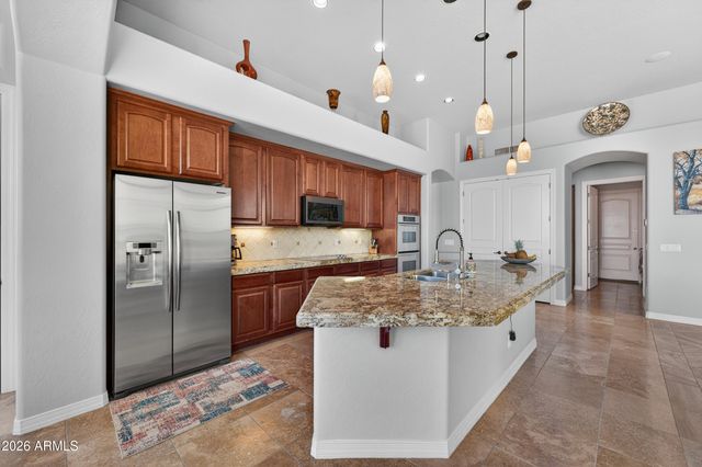 13912 E CAVEDALE Drive, Scottsdale, AZ 85262