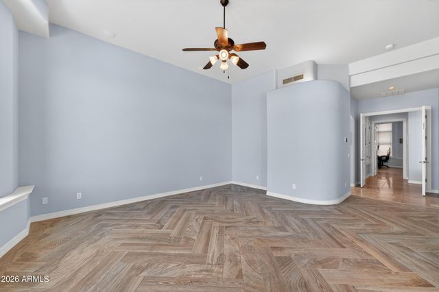 13912 E CAVEDALE Drive, Scottsdale, AZ 85262