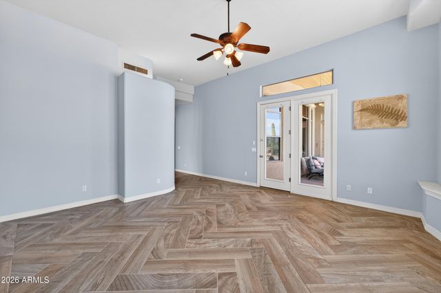 13912 E CAVEDALE Drive, Scottsdale, AZ 85262