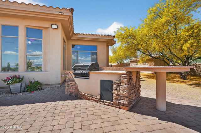 13912 E CAVEDALE Drive, Scottsdale, AZ 85262