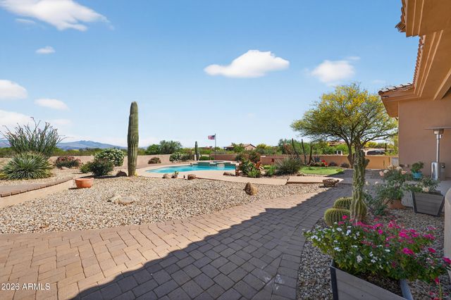 13912 E CAVEDALE Drive, Scottsdale, AZ 85262