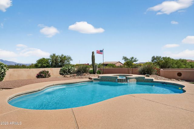 13912 E CAVEDALE Drive, Scottsdale, AZ 85262