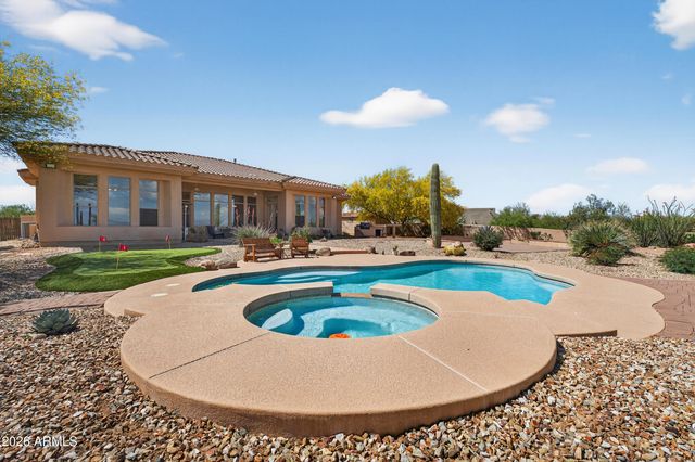 13912 E CAVEDALE Drive, Scottsdale, AZ 85262