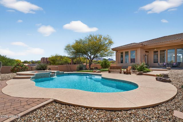 13912 E CAVEDALE Drive, Scottsdale, AZ 85262