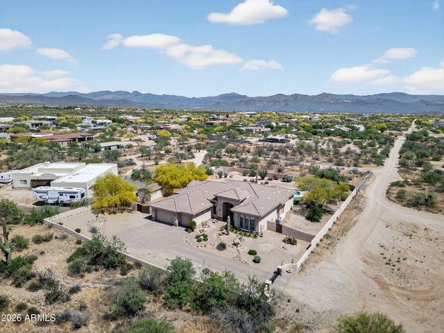 13912 E CAVEDALE Drive, Scottsdale, AZ 85262