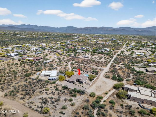 13912 E CAVEDALE Drive, Scottsdale, AZ 85262