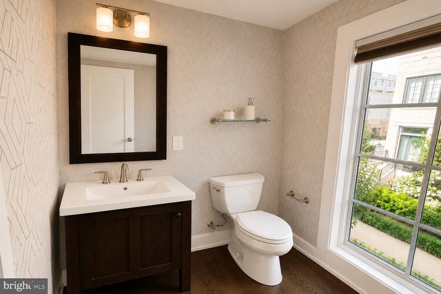 3723 CHEVY CHASE LAKE DR, Chevy Chase, MD 20815