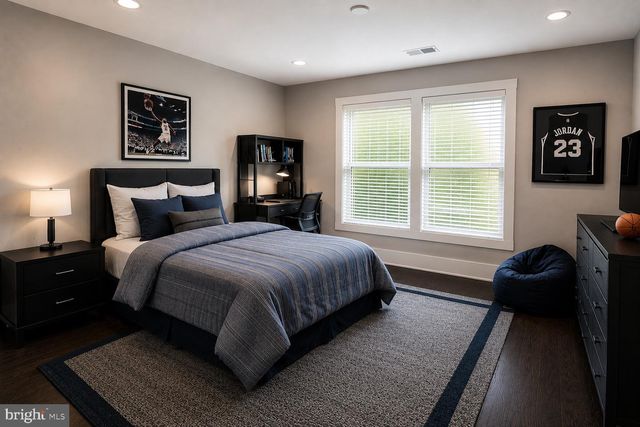 3723 CHEVY CHASE LAKE DR, Chevy Chase, MD 20815