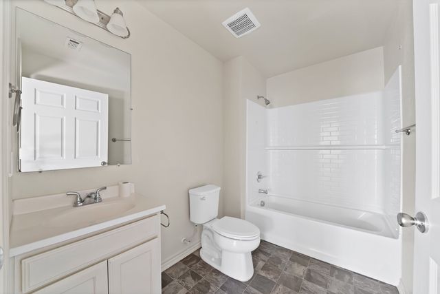 1415 E Jefferson Avenue, Fort Worth, TX 76104