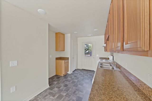 1415 E Jefferson Avenue, Fort Worth, TX 76104