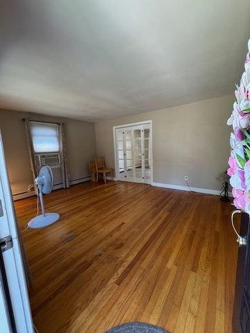 61 Alaska Street, Cumberland, RI 02864