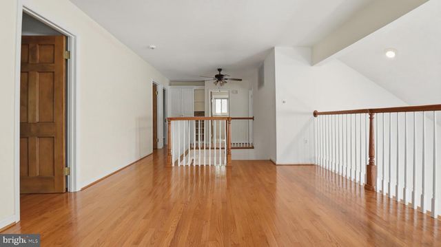 18925 LINDENHOUSE RD, Gaithersburg, MD 20879