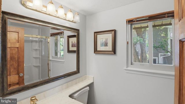 18925 LINDENHOUSE RD, Gaithersburg, MD 20879